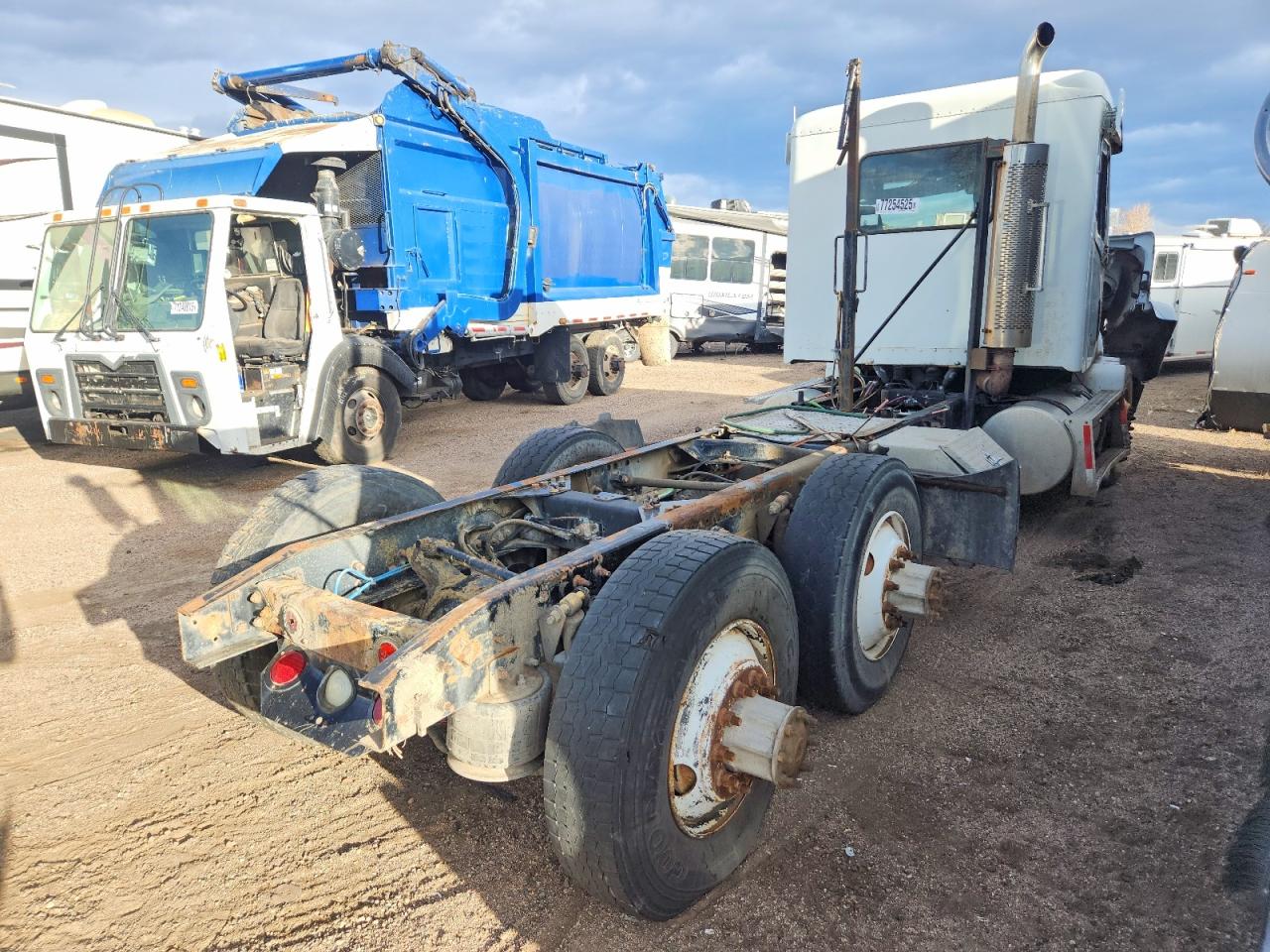 Freightliner Conventional Unknown