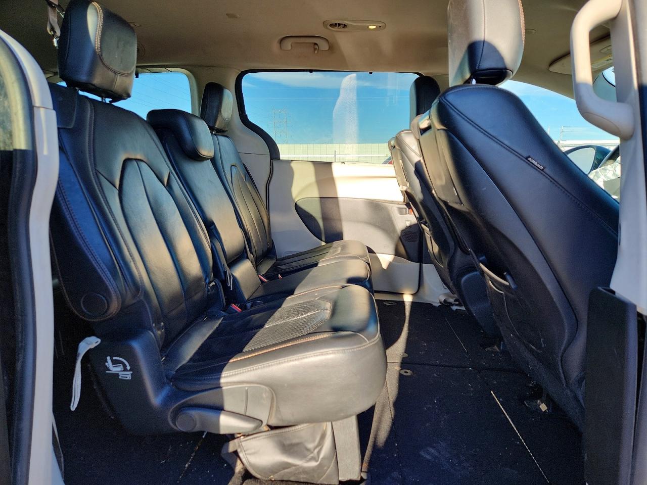 Chrysler Pacifica Touring L Plus