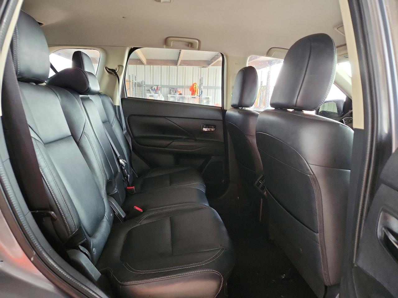 Mitsubishi Outlander Se