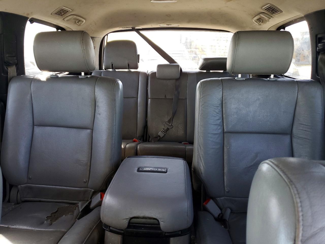 Toyota Sequoia Platinum