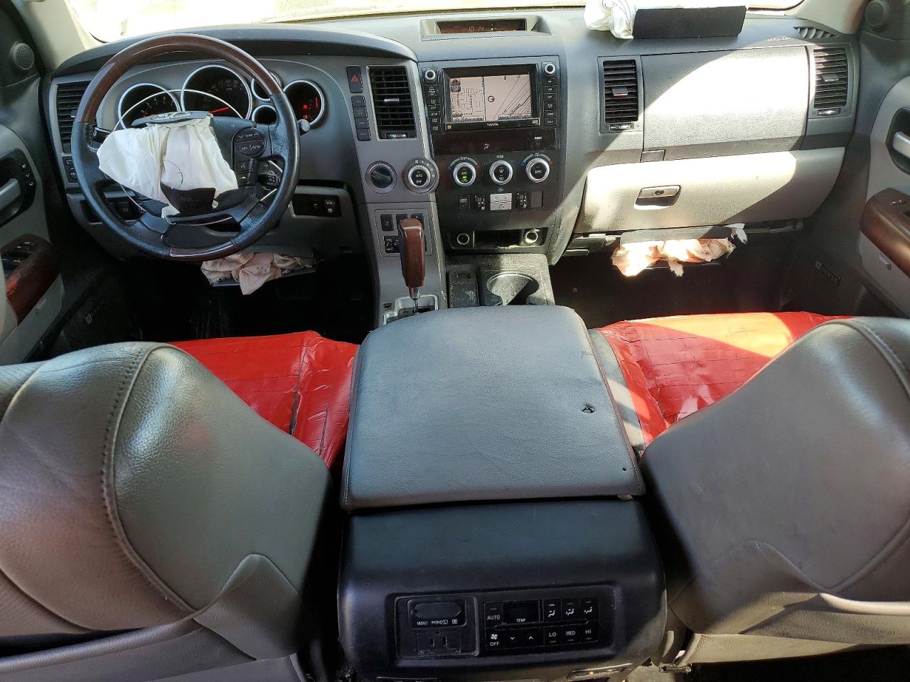 Toyota Sequoia Platinum