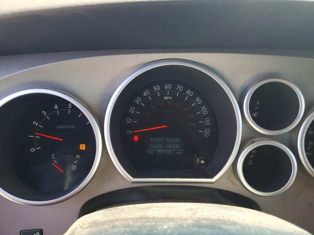 Toyota Tundra Crewmax Limited