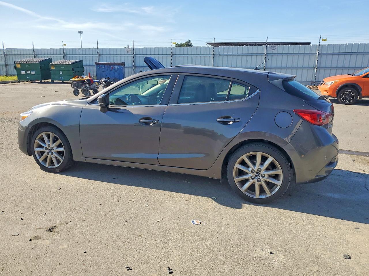 Mazda 3 Touring