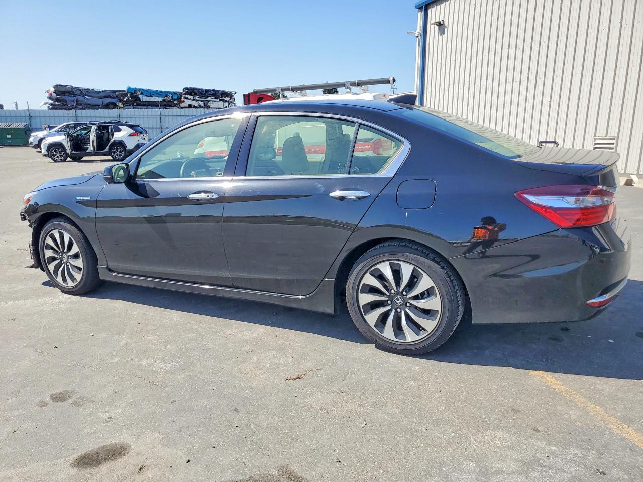 Honda Accord Touring Hybrid