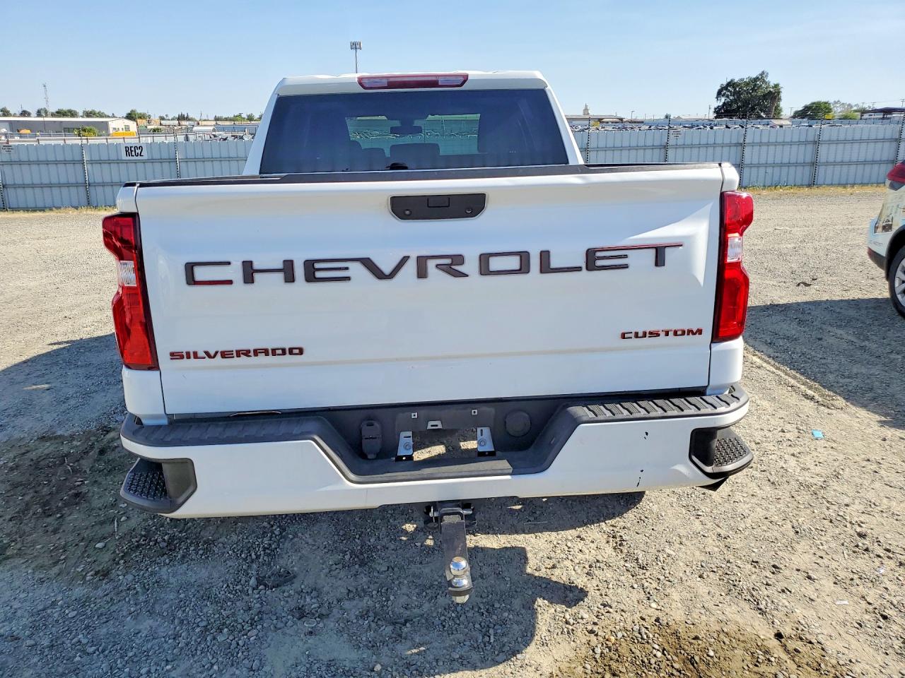 Chevrolet Silverado C1500 Custom