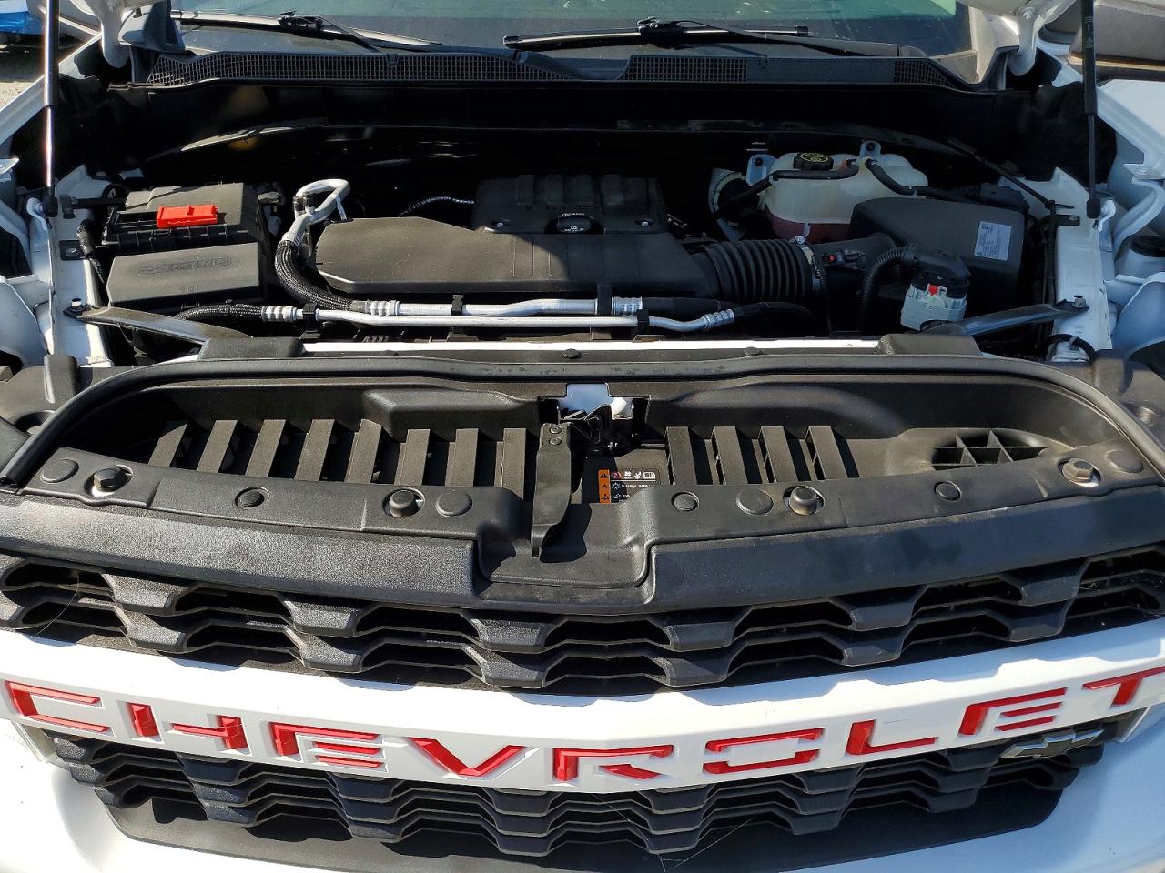 Chevrolet Silverado C1500 Custom