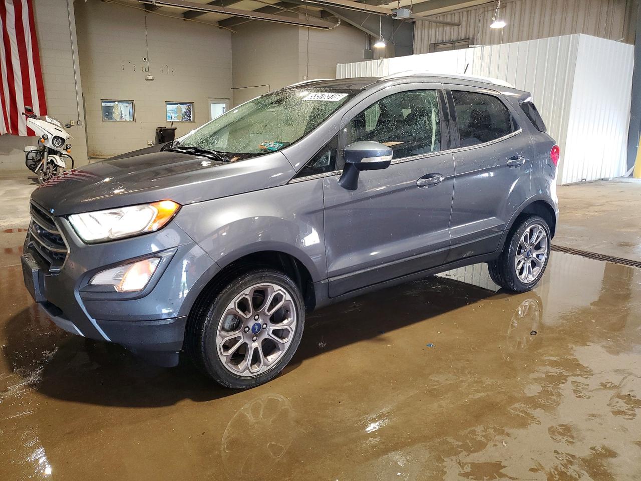 Salvage Ford EcoSport Image