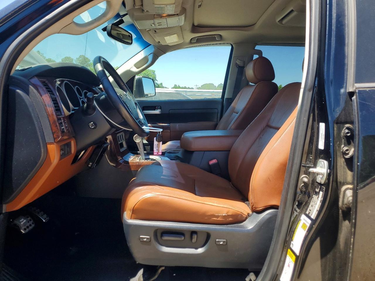 Toyota Tundra Crewmax Limited