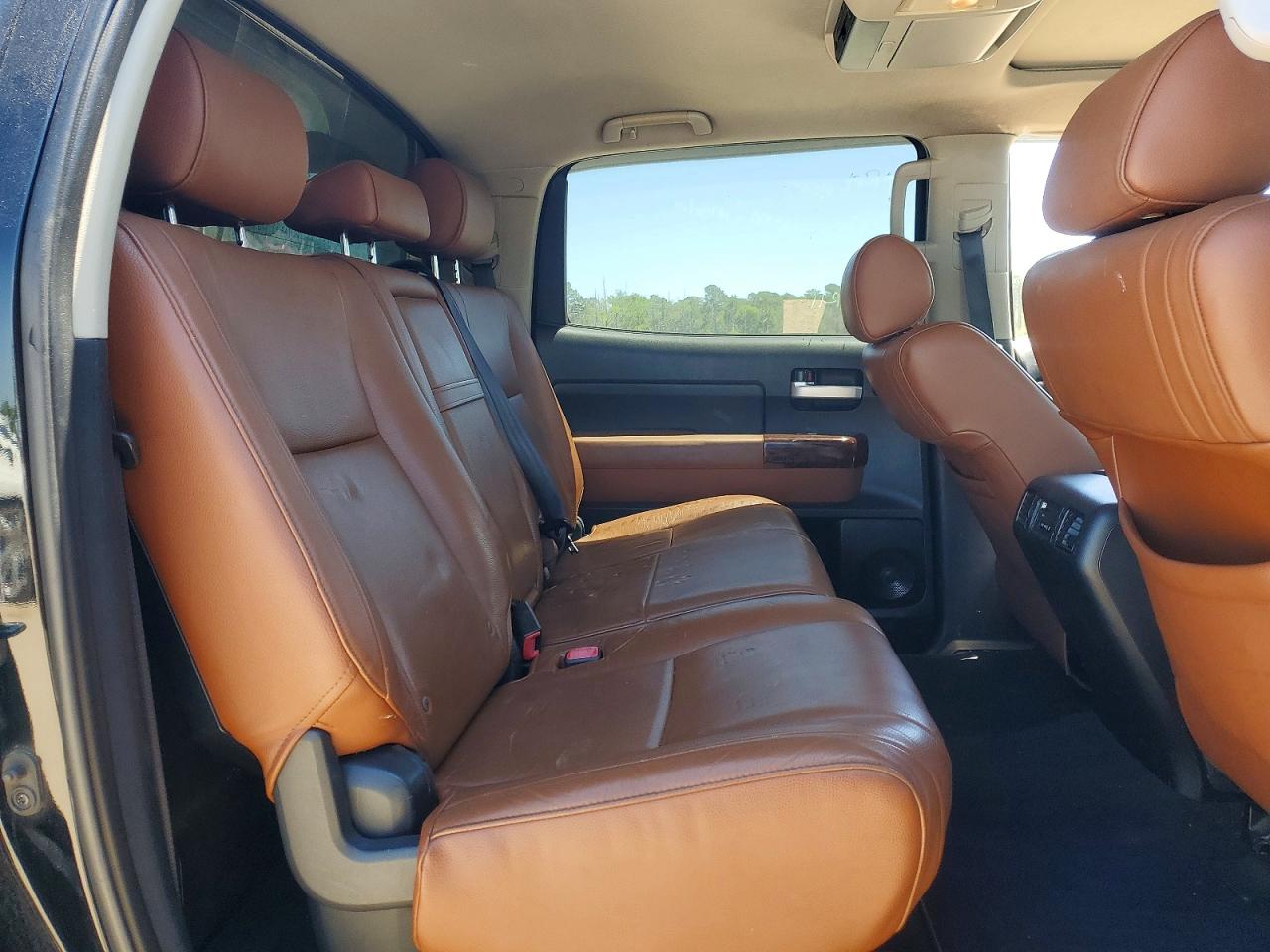 Toyota Tundra Crewmax Limited