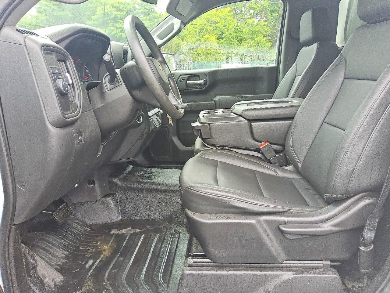 Chevrolet Silverado C1500