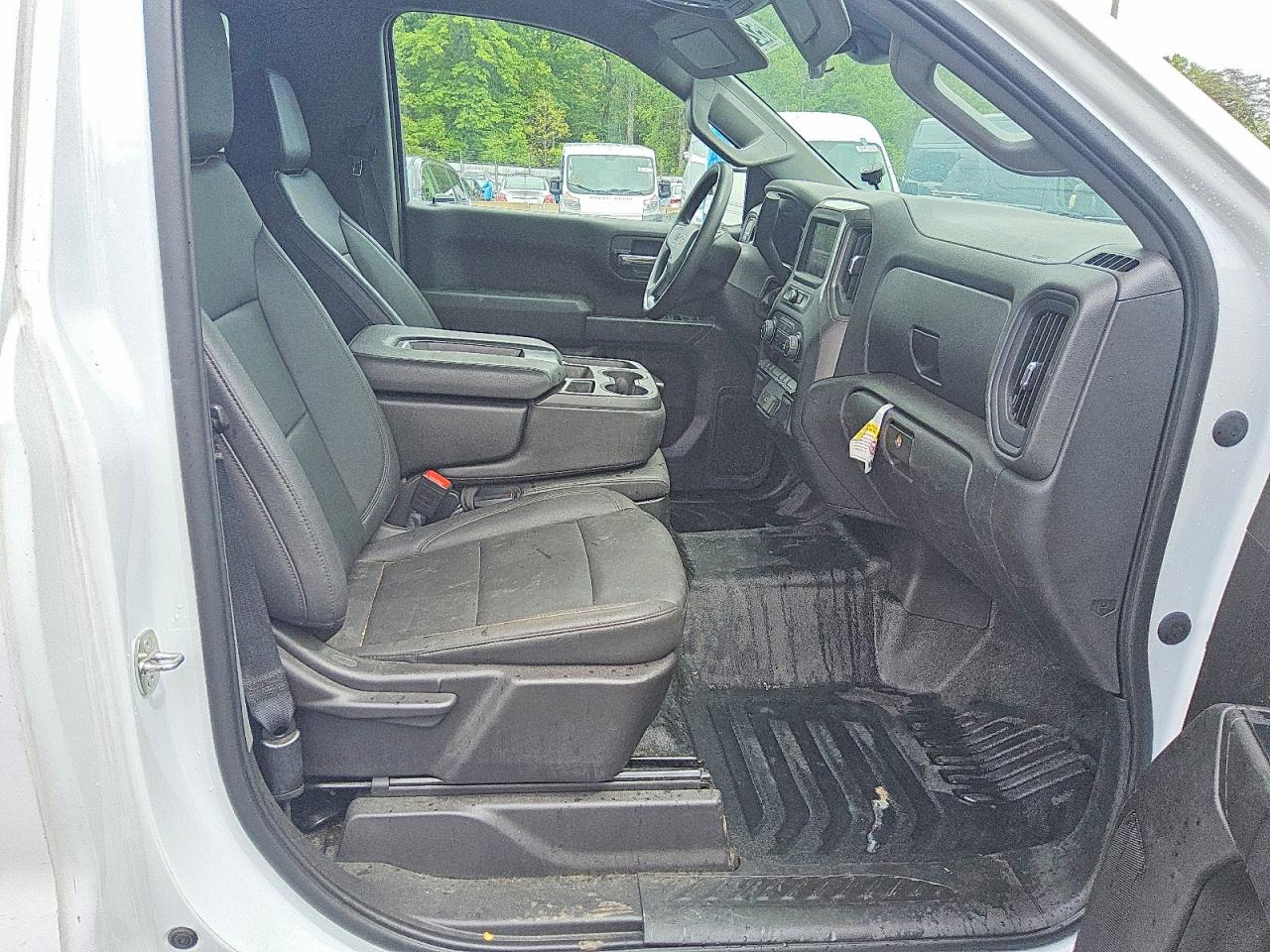 Chevrolet Silverado C1500