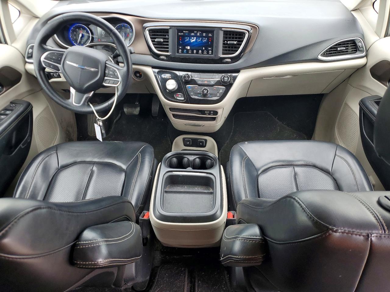 Chrysler Minivan Lxi