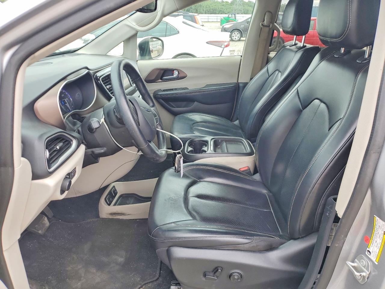Chrysler Minivan Lxi