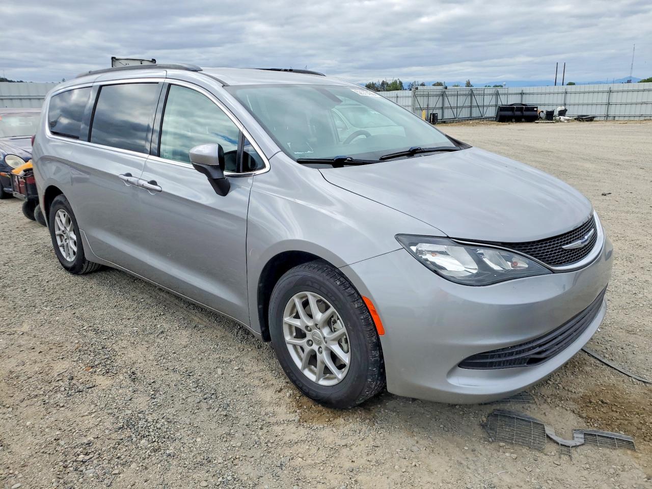 Chrysler Minivan Lxi