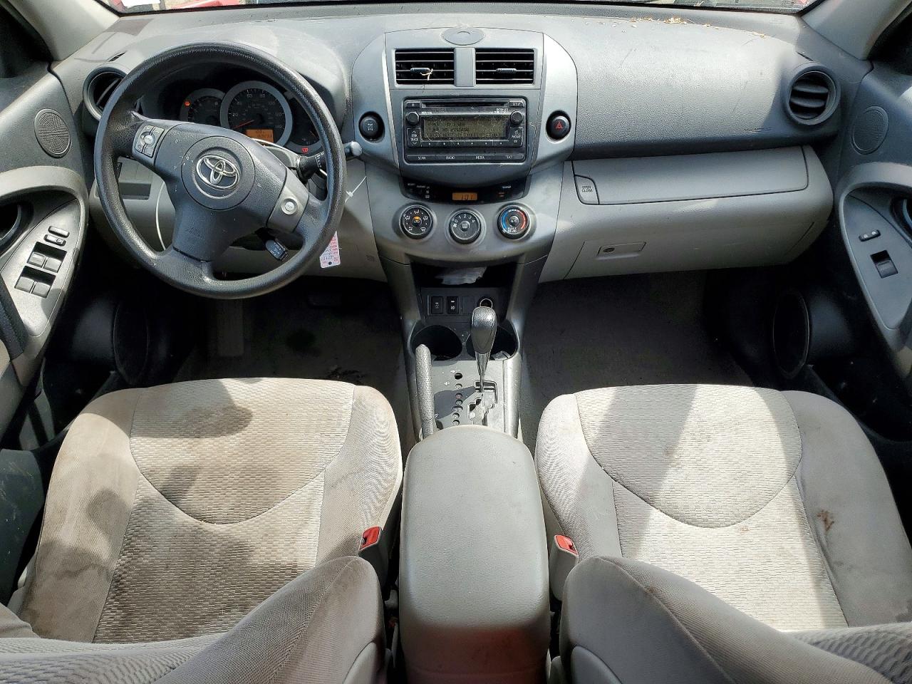 Toyota RAV4 Base