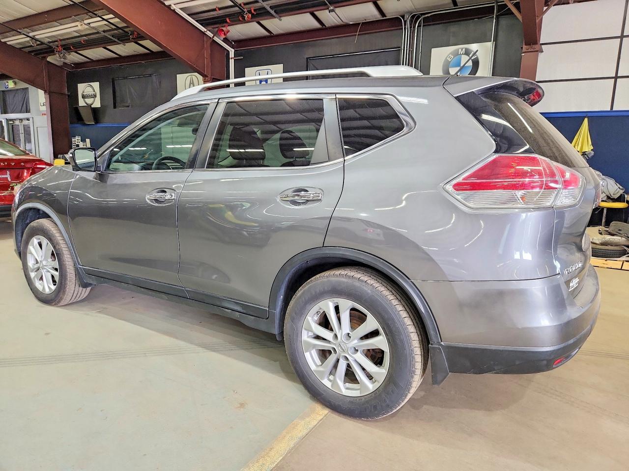 Nissan Rogue Sv