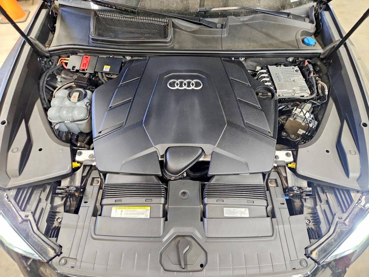 Audi Q8 Premium Plus S-line