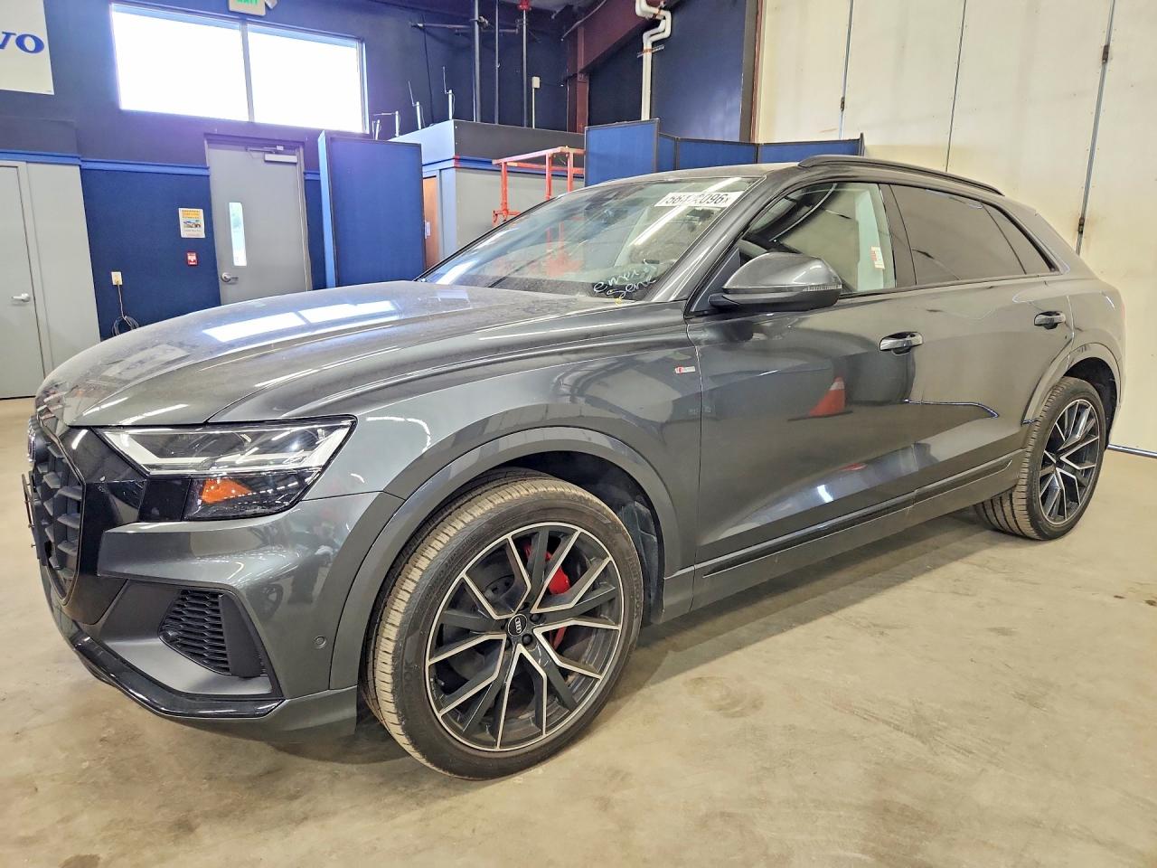 Salvage Audi Q8 Image