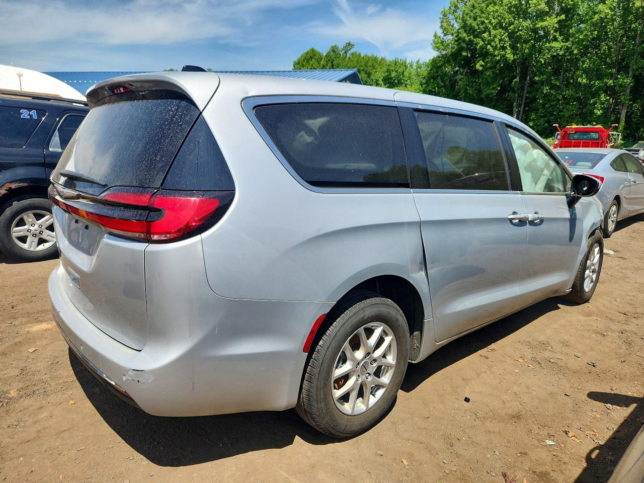Chrysler Pacifica Touring L