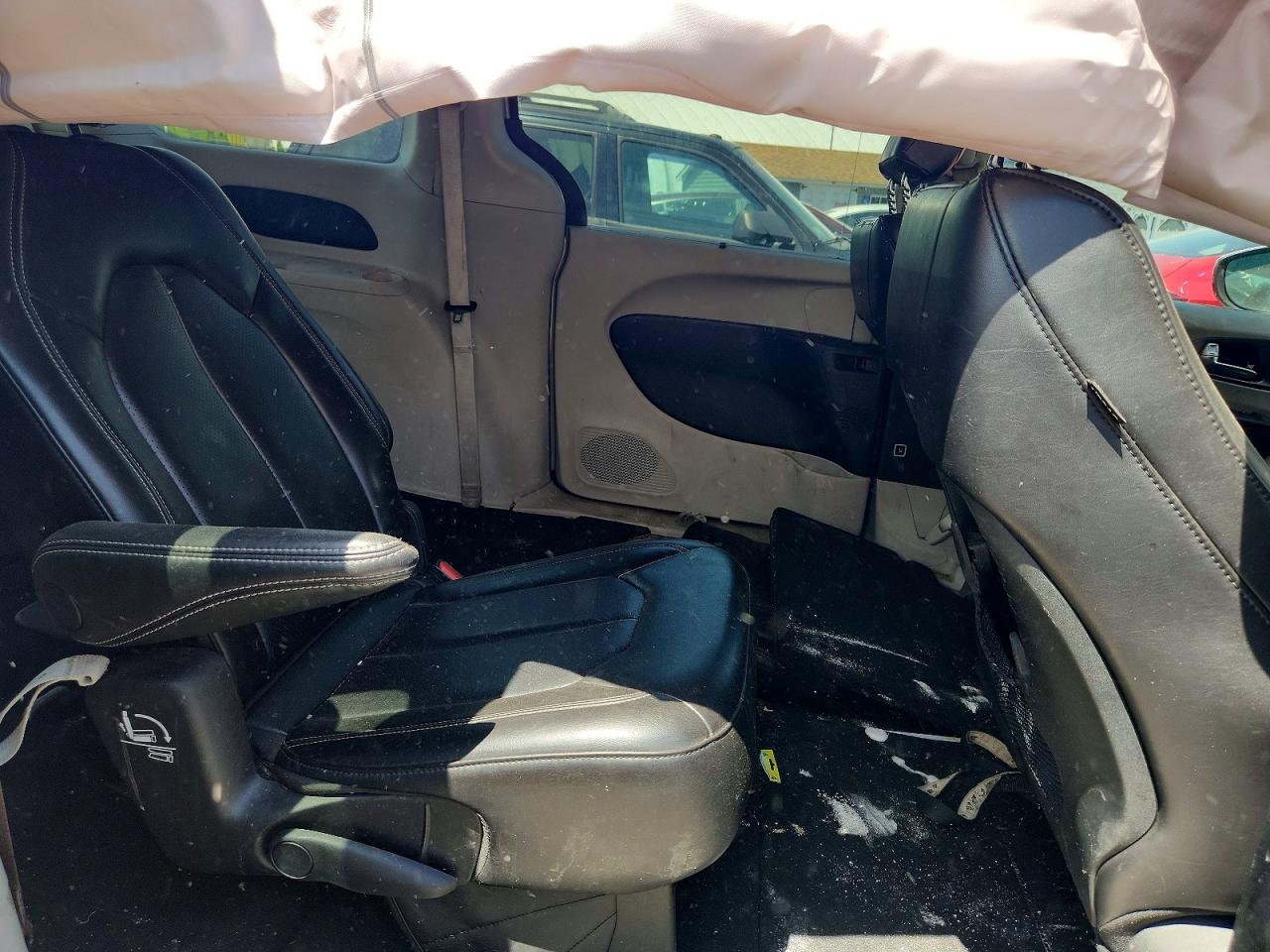 Chrysler Pacifica Touring L