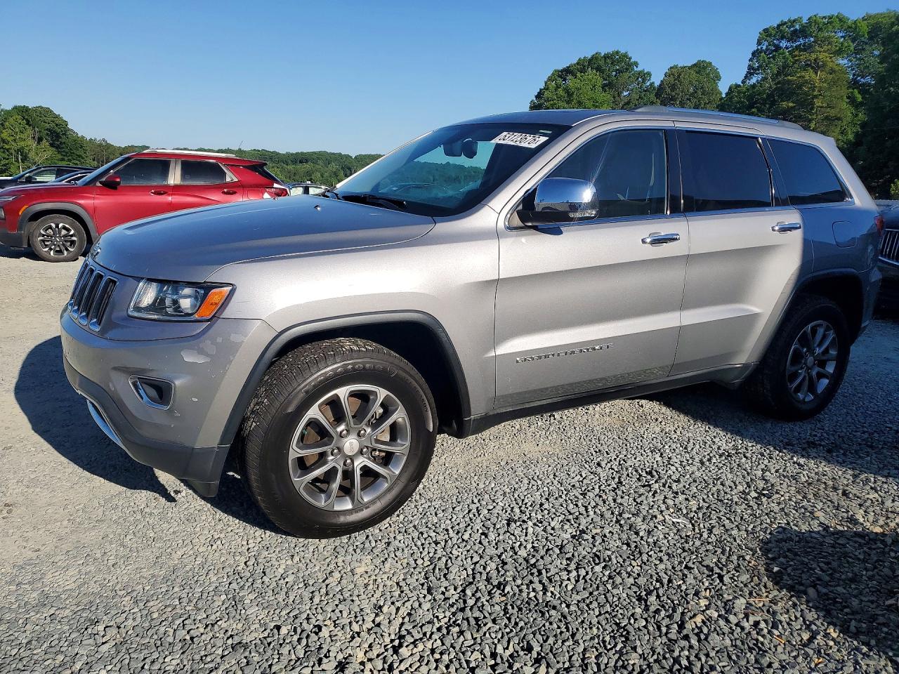 Salvage Jeep Grand Cherokee Image