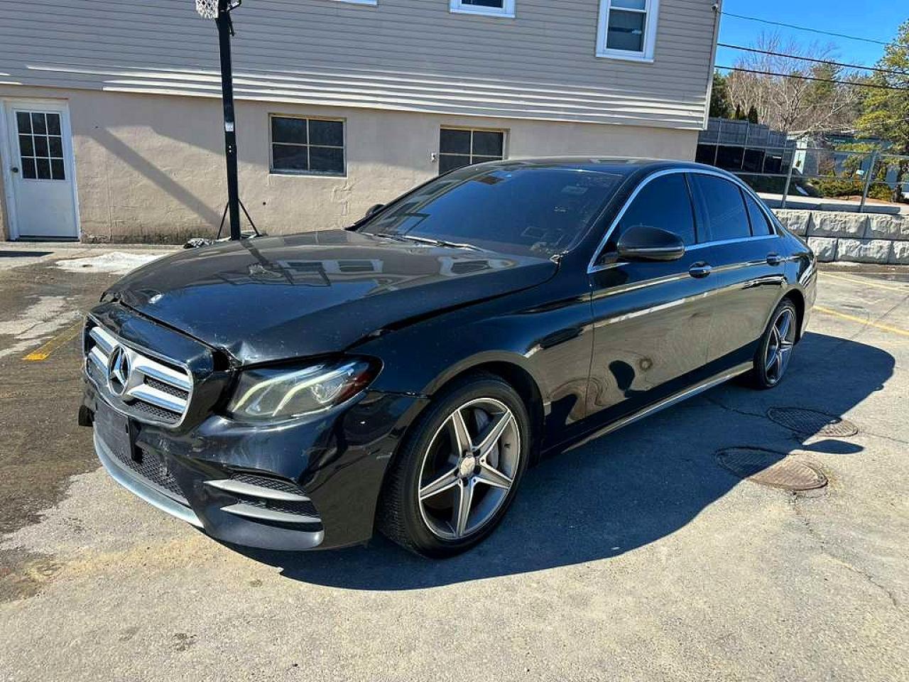 Salvage Mercedes-Benz E-Class Image