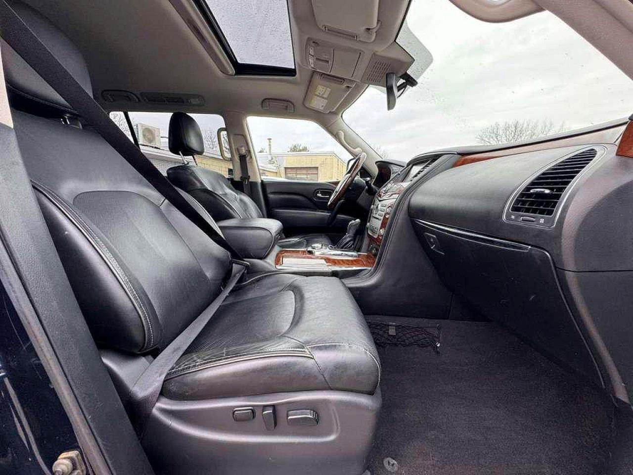 INFINITI Qx Luxe