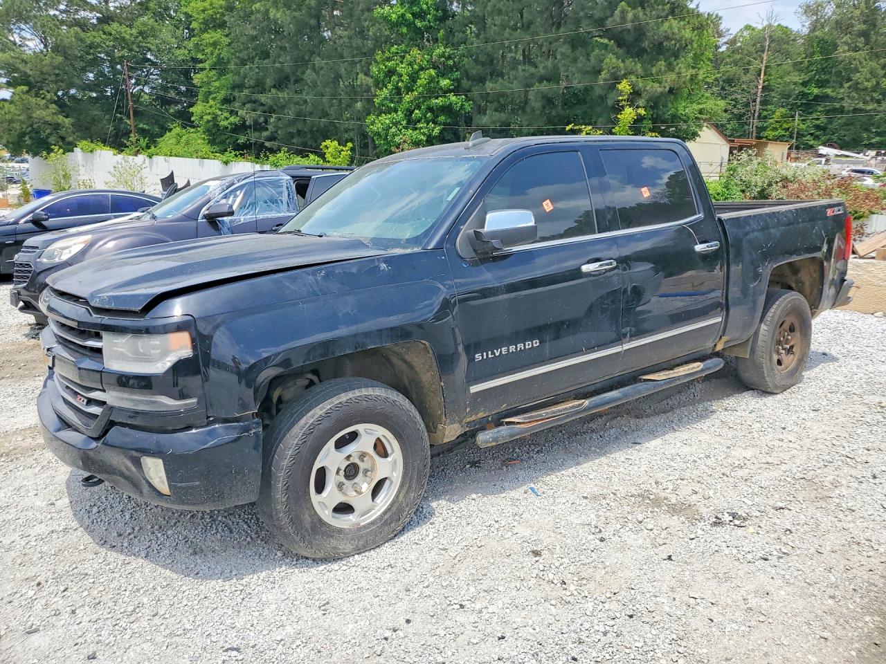 Salvage Chevrolet Silverado Image
