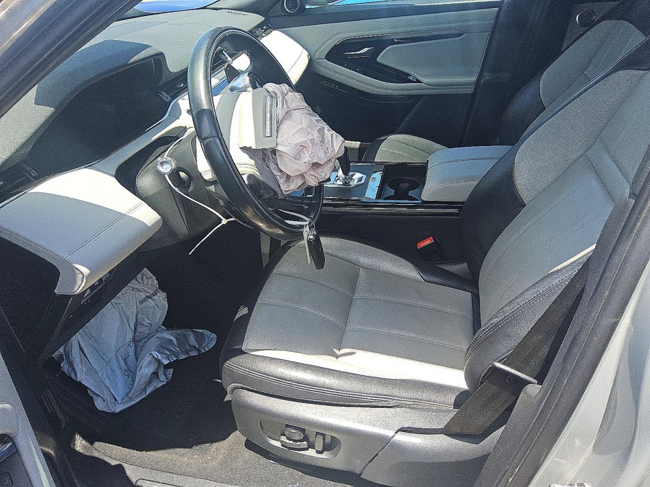 Land Rover Range Rover First Edition