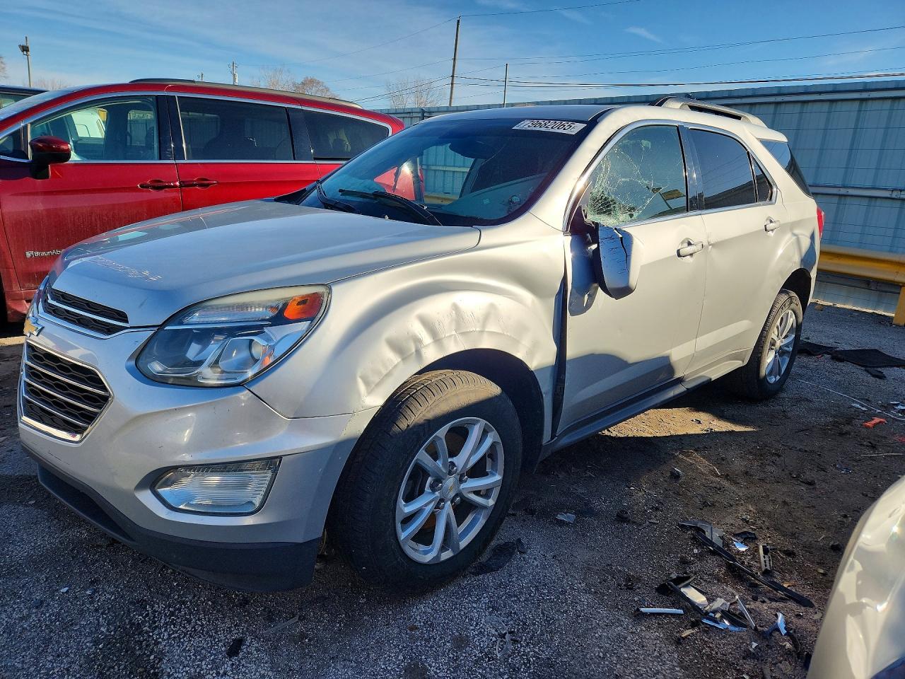 Salvage Chevrolet Equinox Image