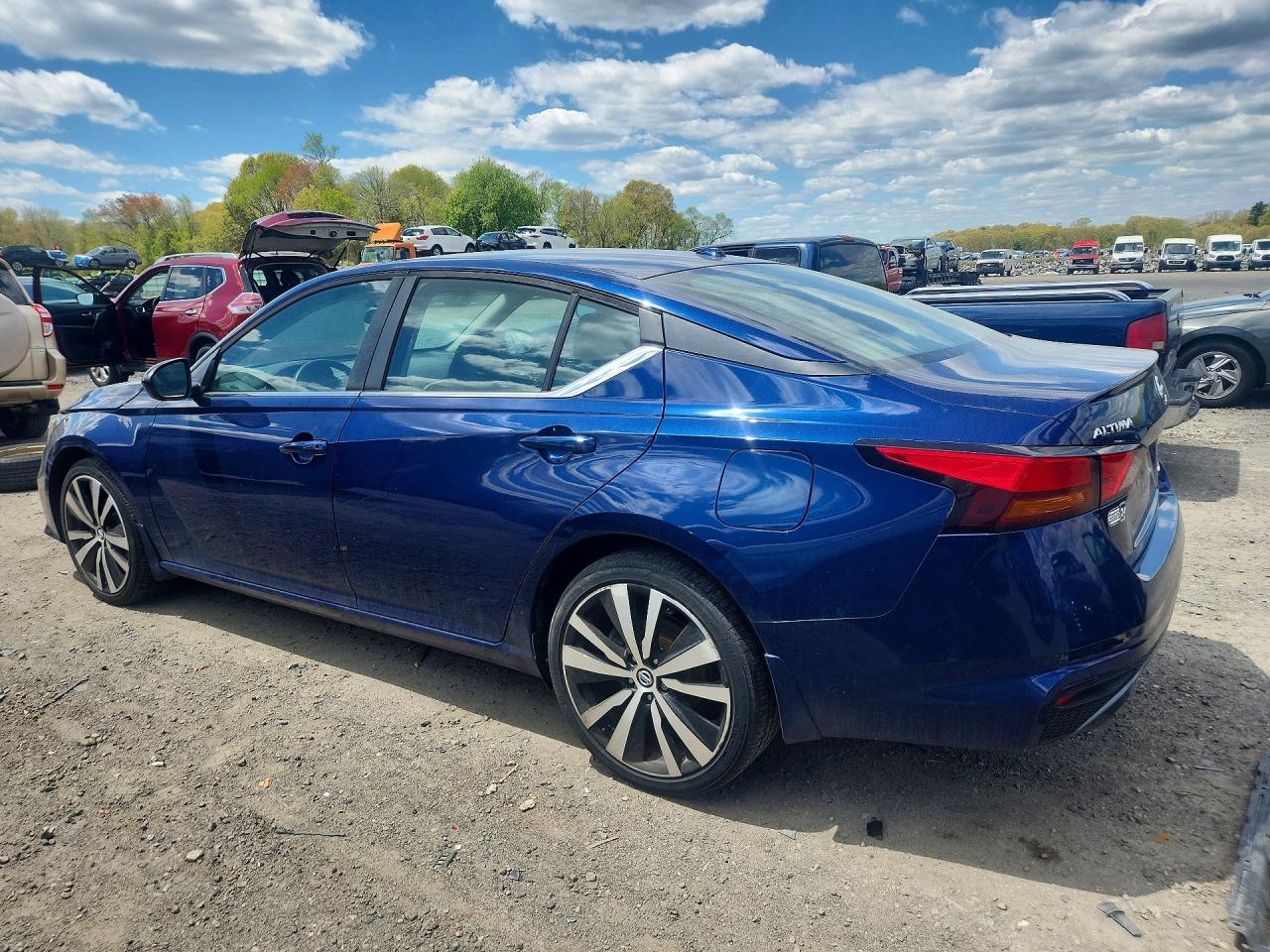 Nissan Altima Sr