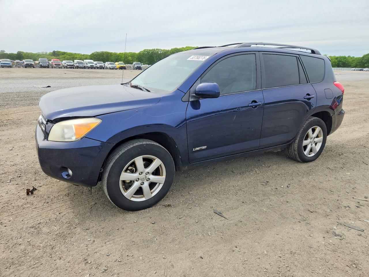 Salvage Toyota RAV4 Image