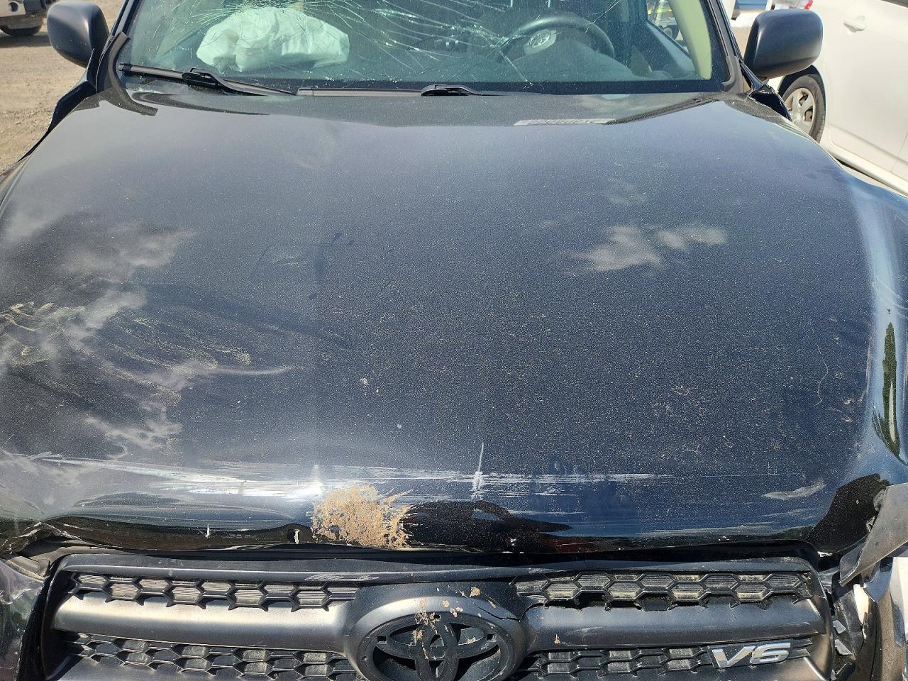 Toyota RAV4 Base