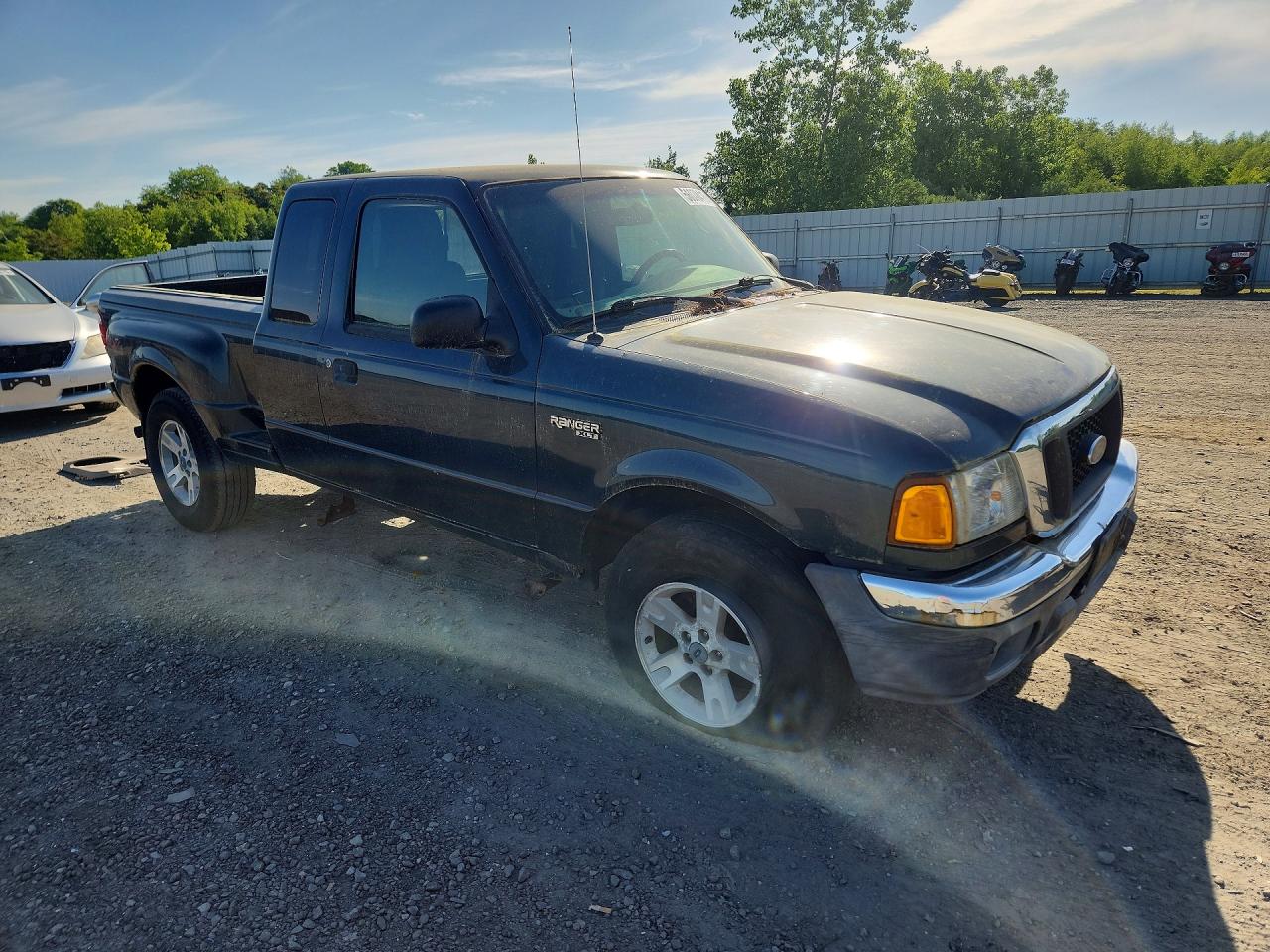 Ford Ranger Super Cab