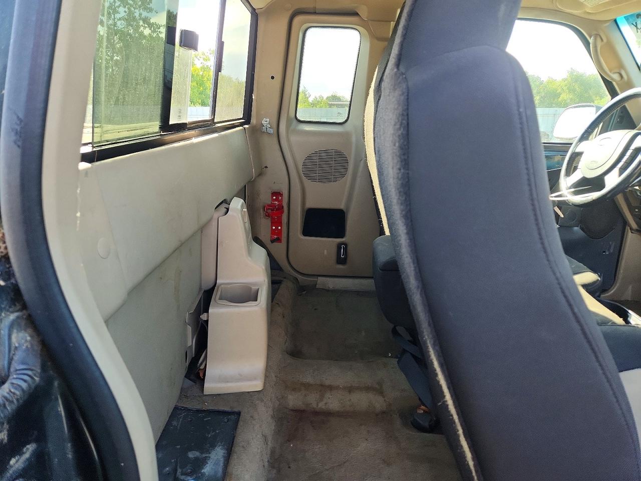 Ford Ranger Super Cab