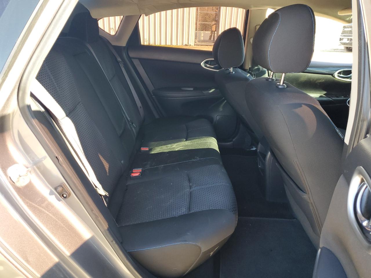 Nissan Sentra S