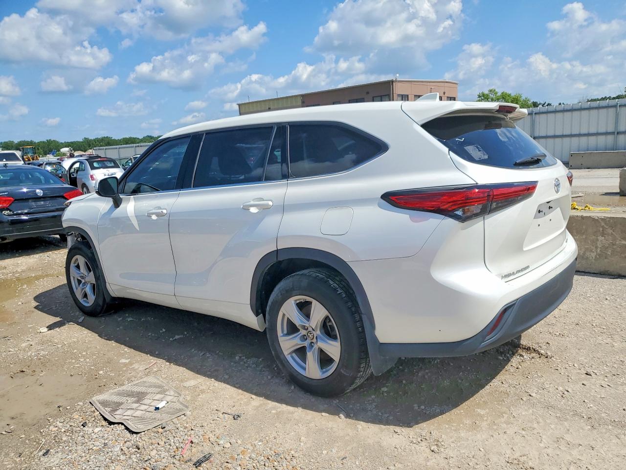 Toyota Highlander L