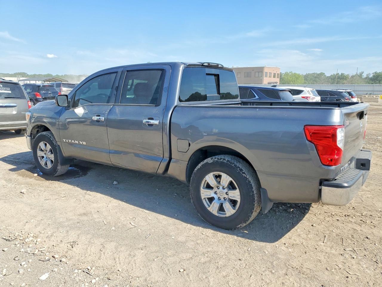 Nissan Titan S