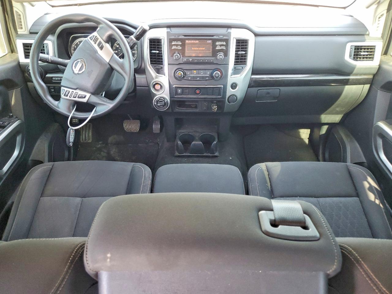 Nissan Titan S