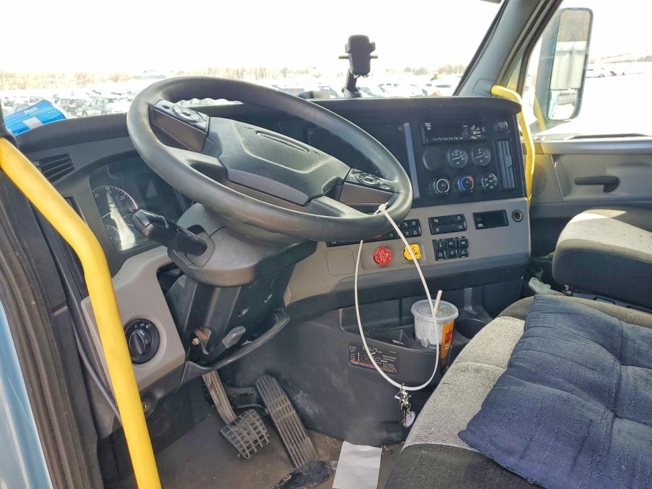 Freightliner Cascadia 126
