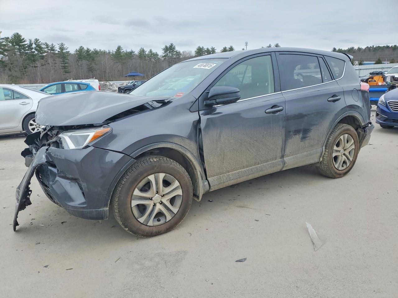 Salvage Toyota RAV4 Image