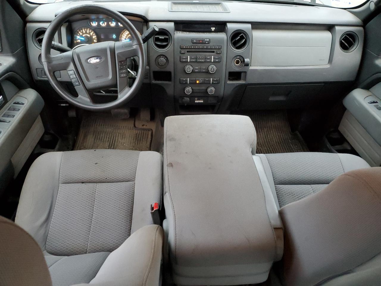 Ford F-150 Super Cab