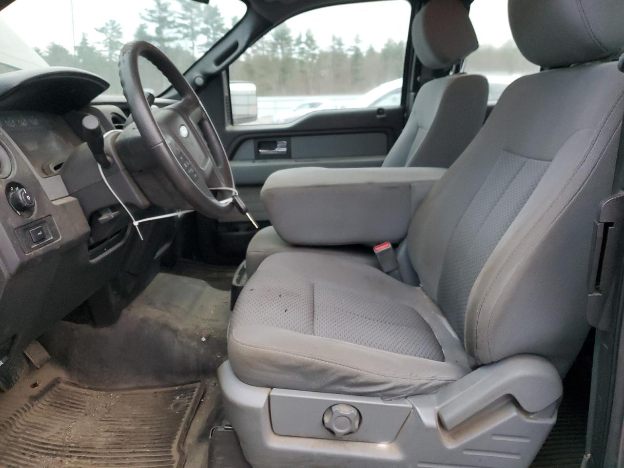 Ford F-150 Super Cab