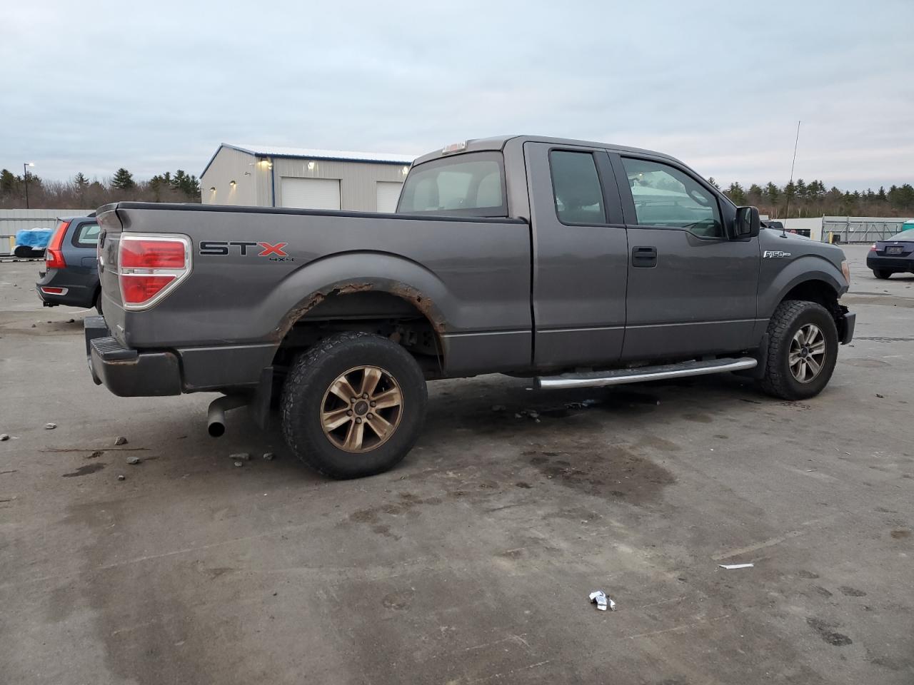 Ford F-150 Super Cab