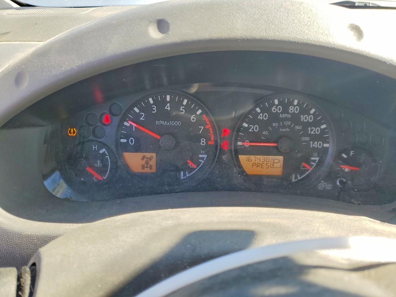 Nissan Frontier Sv
