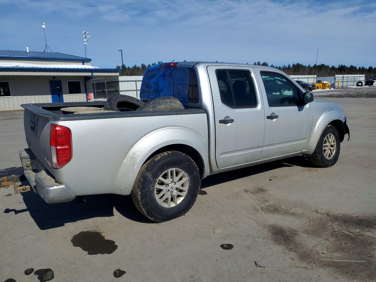 Nissan Frontier Sv