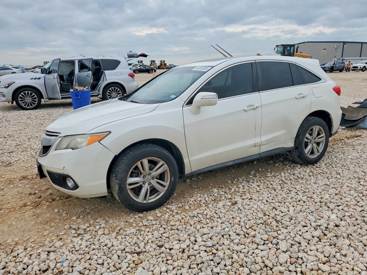 Salvage Acura RDX Image
