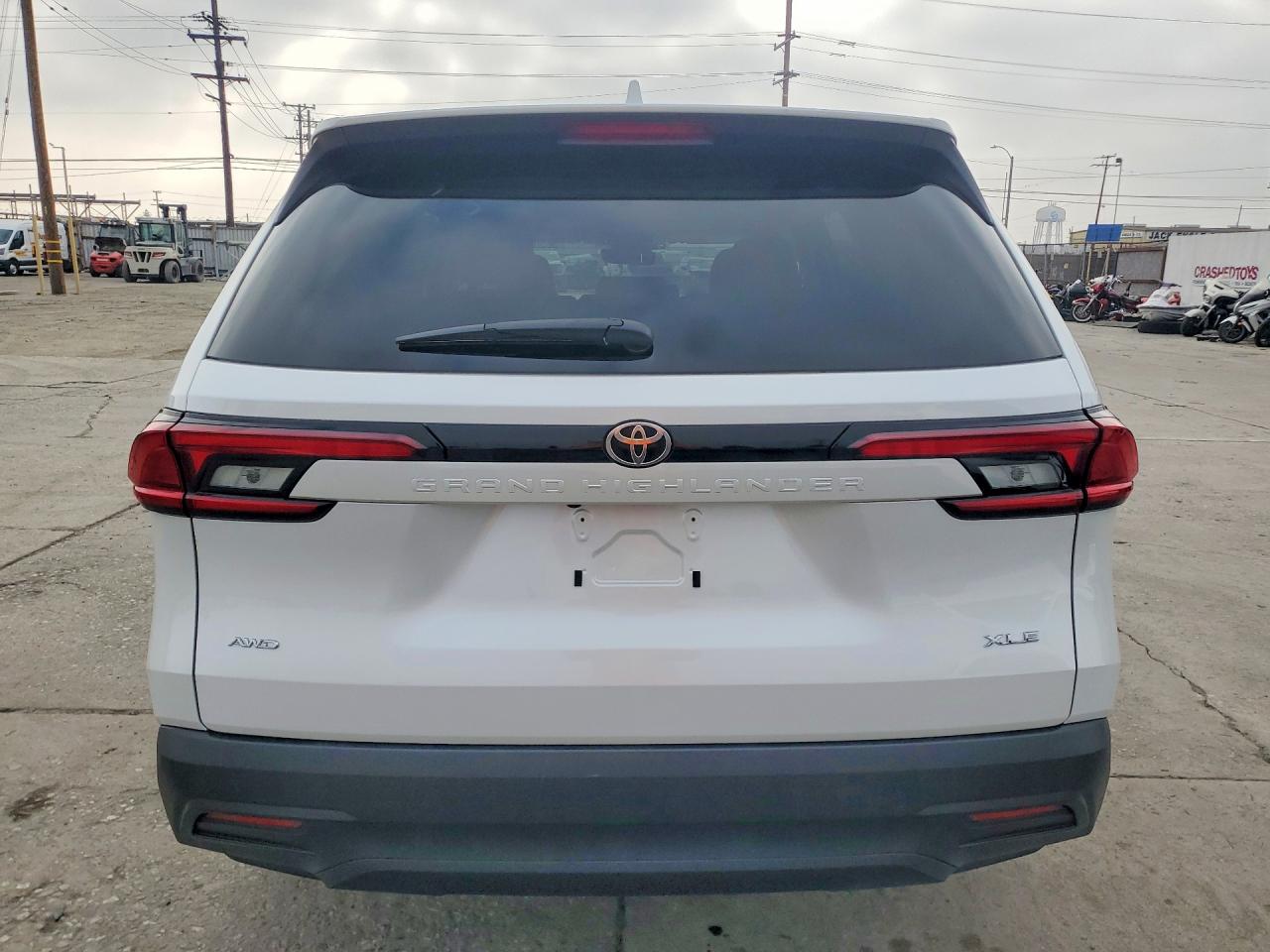 Toyota Grand Highlander Xle