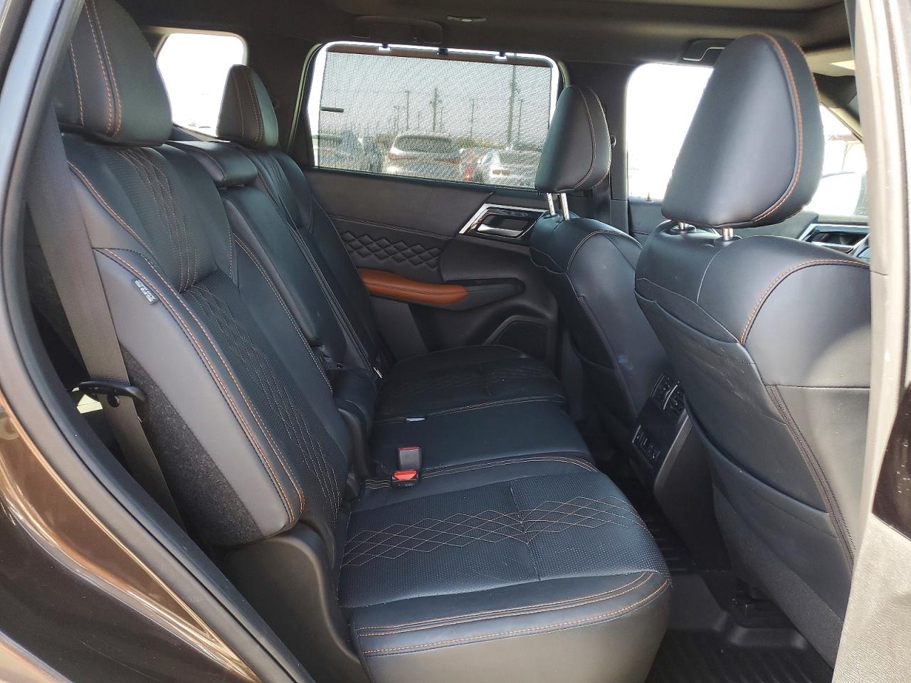 Mitsubishi Outlander Sel