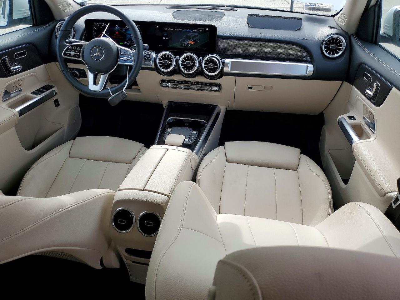 Mercedes-Benz EQB 250+